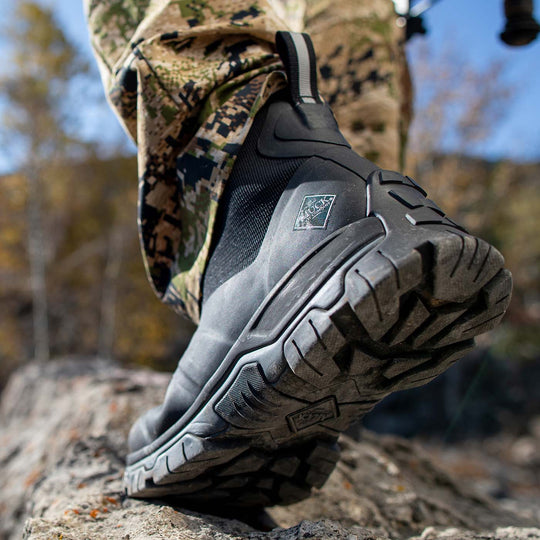 Muck Men's Apex Mid Zip Waterproof Hunt Boot - Black - AXMZ-000 - Overlook Boots