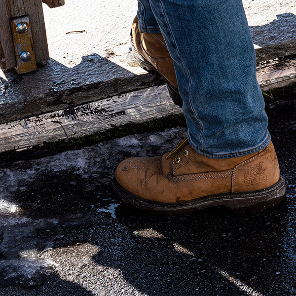 How to Keep Work Boots From Stinking