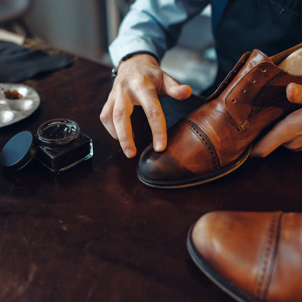 A Quick Guide to Black Shoe Polish Stain Removal