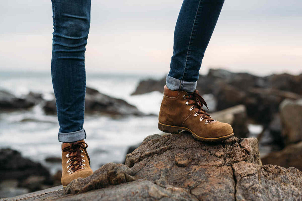 How to Waterproof Boots for Hiking