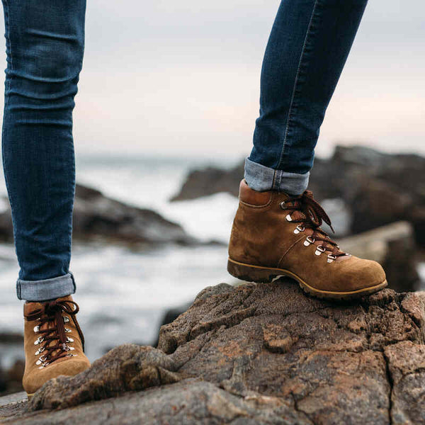 How to Dry Boots Fast: Simple Hacks for Quick Results