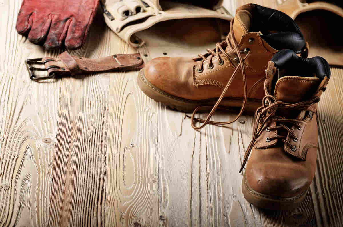 Top Hot Weather Picks: The Best Summer Work Boots in 2025