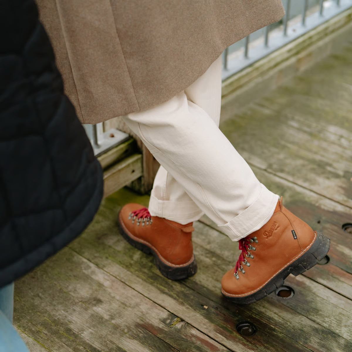 Danner Women's Eastwood 5" WP Lace Up Lifestyle Boot- Cascade- 35100 - Overlook Boots