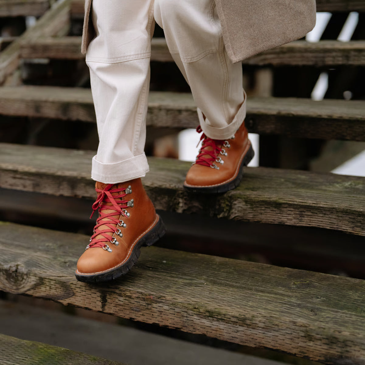 Danner Women's Eastwood 5" WP Lace Up Lifestyle Boot- Cascade- 35100 - Overlook Boots