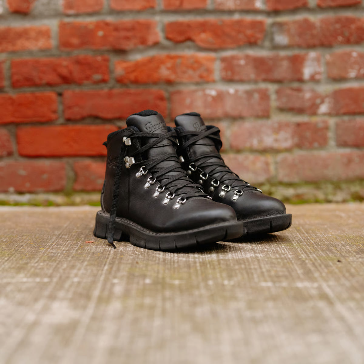 Danner Women's Eastwood 5" WP Lace Up Lifestyle Boot - Black - 35101 - Overlook Boots