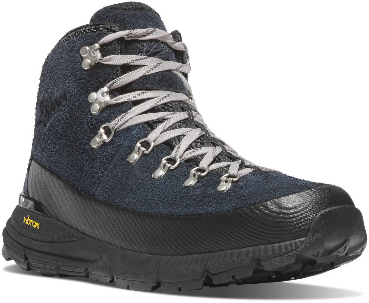 Danner Men's Mountain 600 ID 4.5" WP Lace Up Hike Boot- Black- 36240 7 / Medium / Jet Black - Overlook Boots