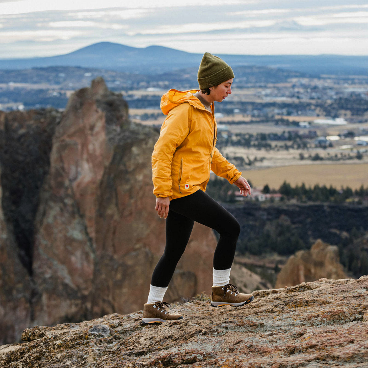 Danner Women's Inquire Chukka 4" Waterproof Hiking Boot -Brown- 64508 - Overlook Boots