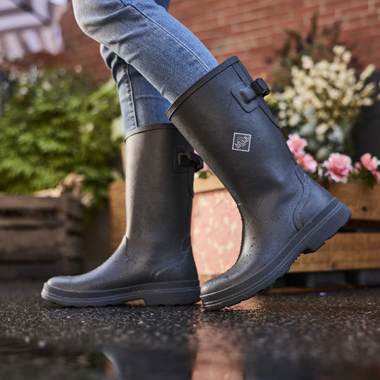 Muck Women's Rainscape 12" Waterproof Adjustable Rain Boot- Black- MRS12W00 - Overlook Boots